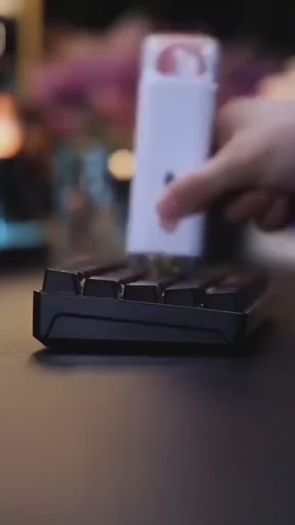 🧽✨ Kit Multiuso 7 en 1 – Limpia tu celular, teclado y audífonos al instante